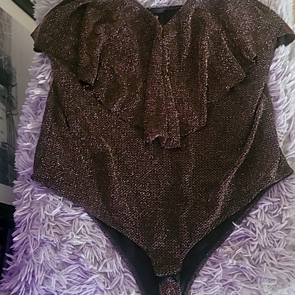 Plus size Bodysuit Black and Gold 3x